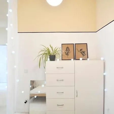 Big Retro Center - Old Town Appartement *